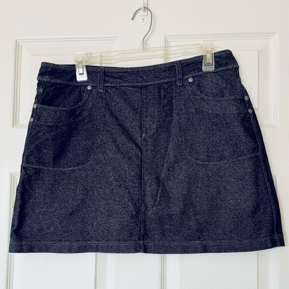 Athleta Bettona Classic Skort | Faux Denim | Size L | EUC